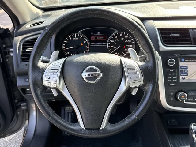 Used 2016 Nissan Altima 3.5 SL w/ 3.5 Technology Package FWD image 19