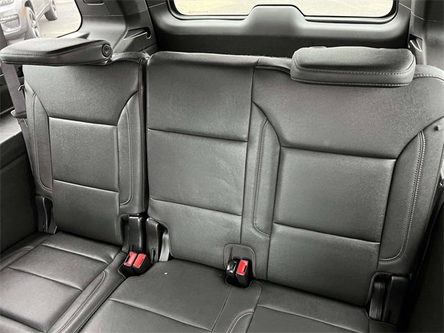 Used 2022 Chevrolet Suburban Z71 w/ Luxury Package image 26