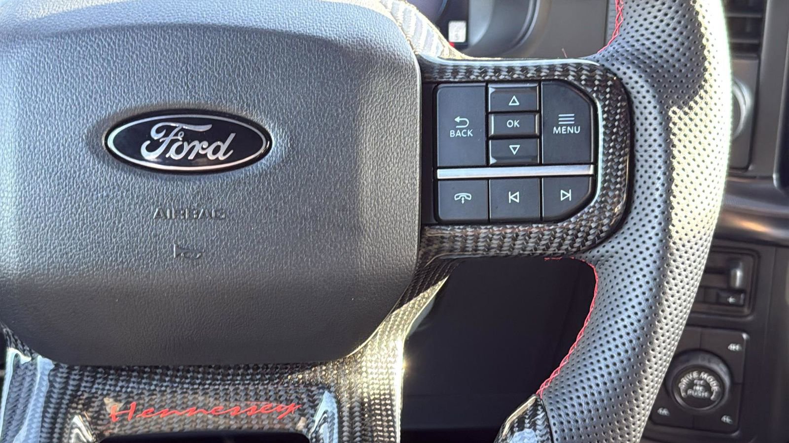 New 2026 Ford F150 Lariat w/ Equipment Group 502A High image 17