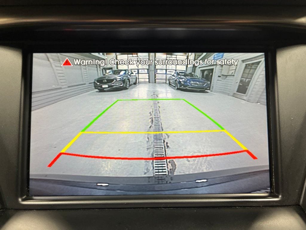 Used 2013 Hyundai Azera w/ Technology Pkg FWD image 26