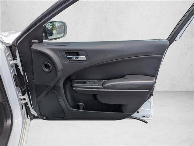Used 2014 Dodge Charger SXT RWD image 23