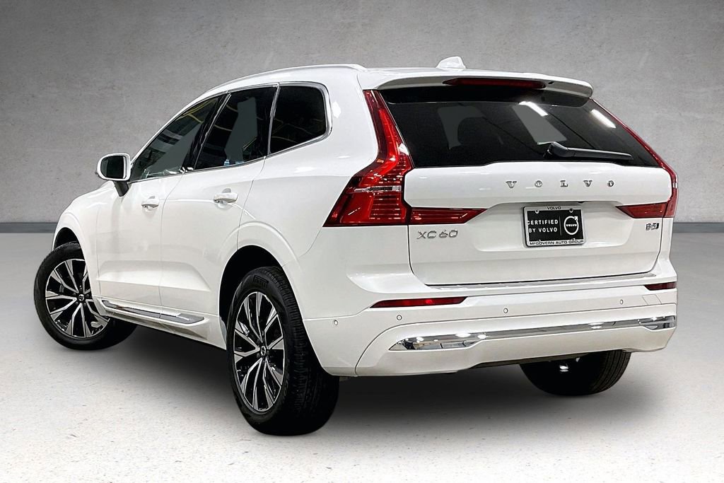 Certified 2023 Volvo XC60 B5 Plus w/ Climate Package AWD/4WD image 4