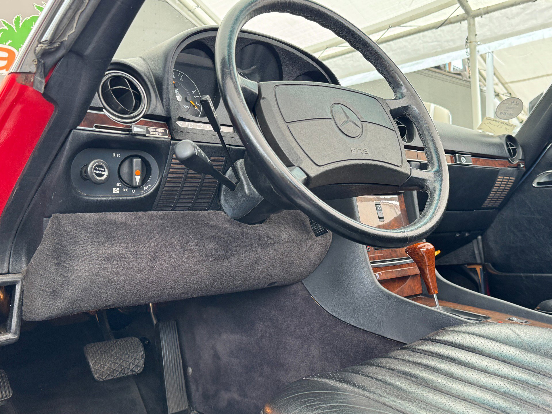 Used 1987 Mercedes-Benz 560 SL image 29