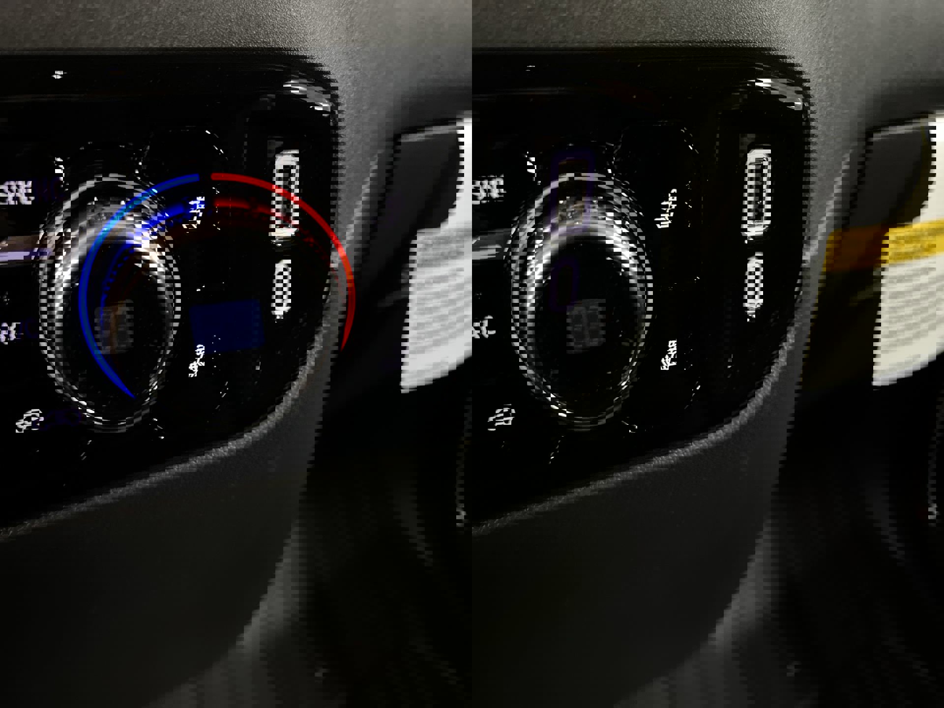 New 2026 GMC Sierra 1500 Elevation w/ Elevation Select Package AWD/4WD image 70