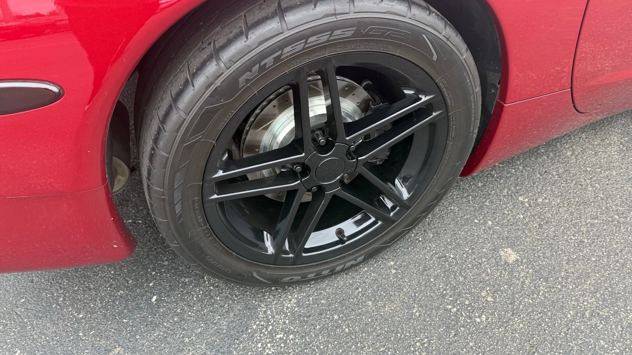 Used 2004 Chevrolet Corvette Base w/ Preferred Equipment Group image 17