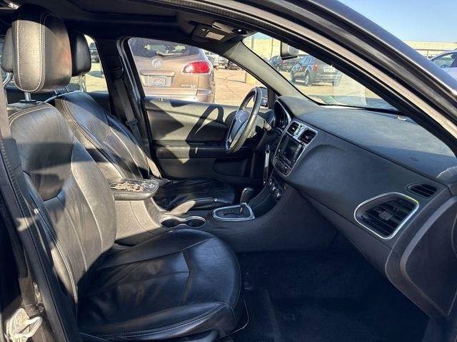 Used 2013 Chrysler 200 Limited w/ Sun & Sound Pkg FWD image 21