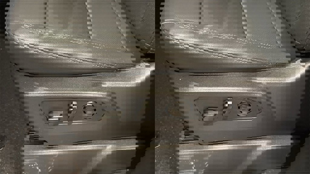 New 2026 GMC Sierra 3500 SLT w/ SLT Premium Package image 25