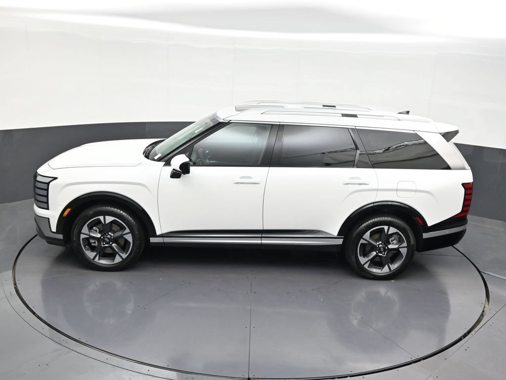 Used 2026 Hyundai Palisade Limited FWD image 17