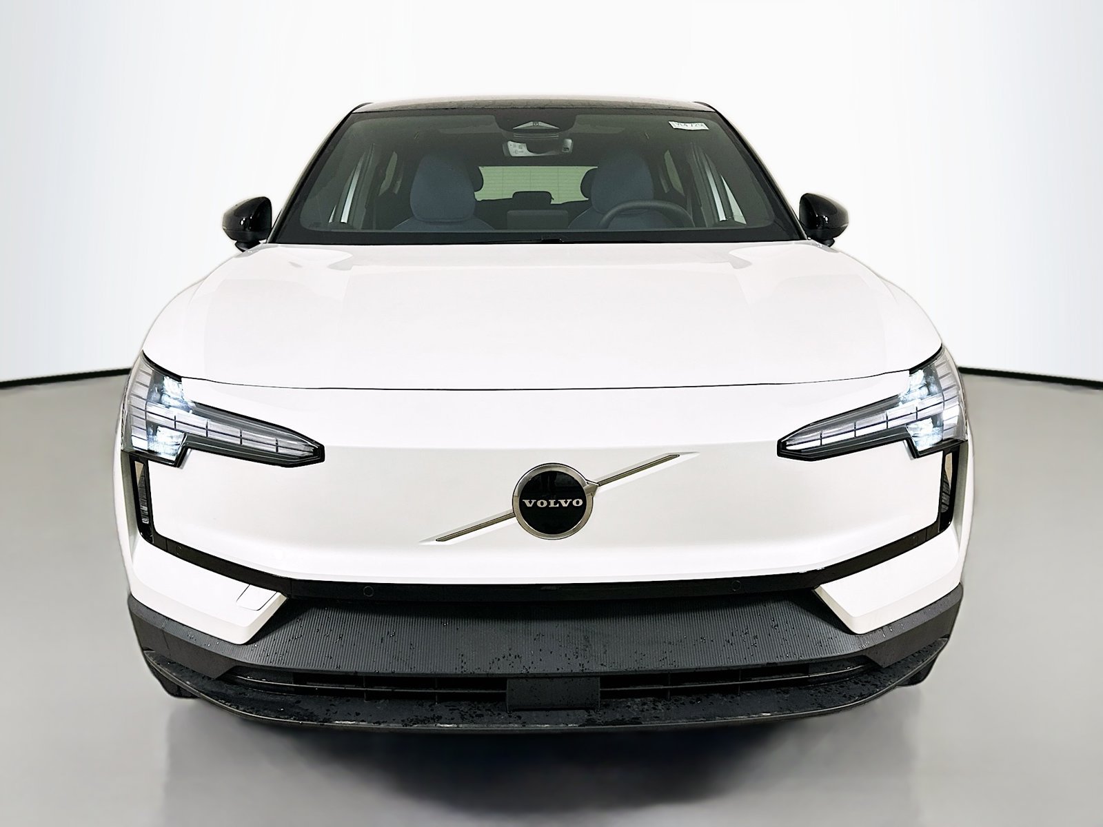 New 2026 Volvo EX30 Plus w/ Protection Package Premier AWD/4WD image 2