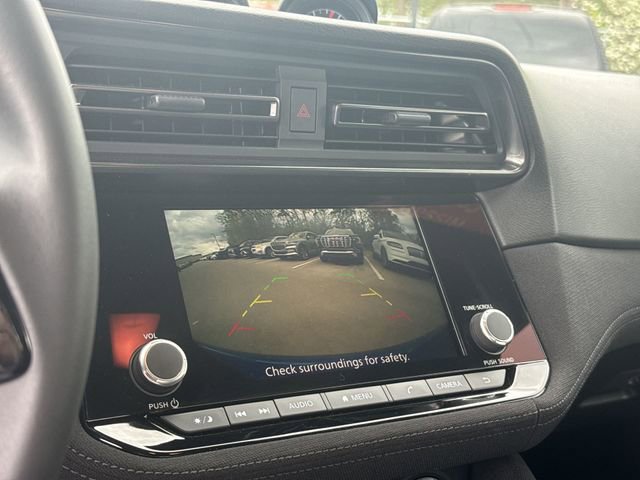 Used 2024 Nissan Z Sport w/ Floor Mat Package image 17