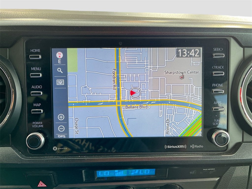 Used 2023 Toyota Tacoma TRD Off-Road image 13