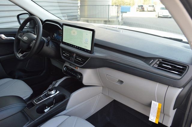 New 2026 Ford Escape Platinum w/ Premium Technology Package image 33