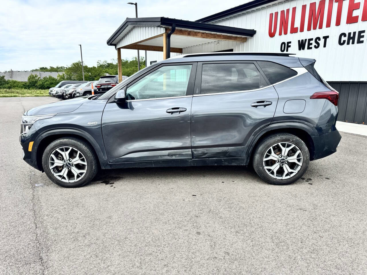 Used 2021 Kia Seltos EX AWD/4WD image 12