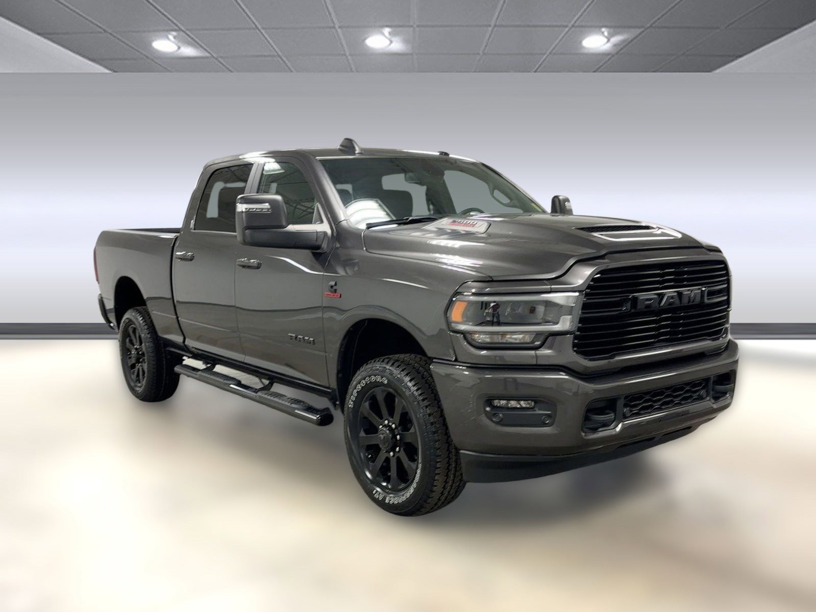 Used 2024 RAM 2500 Laramie w/ Night Edition image 6