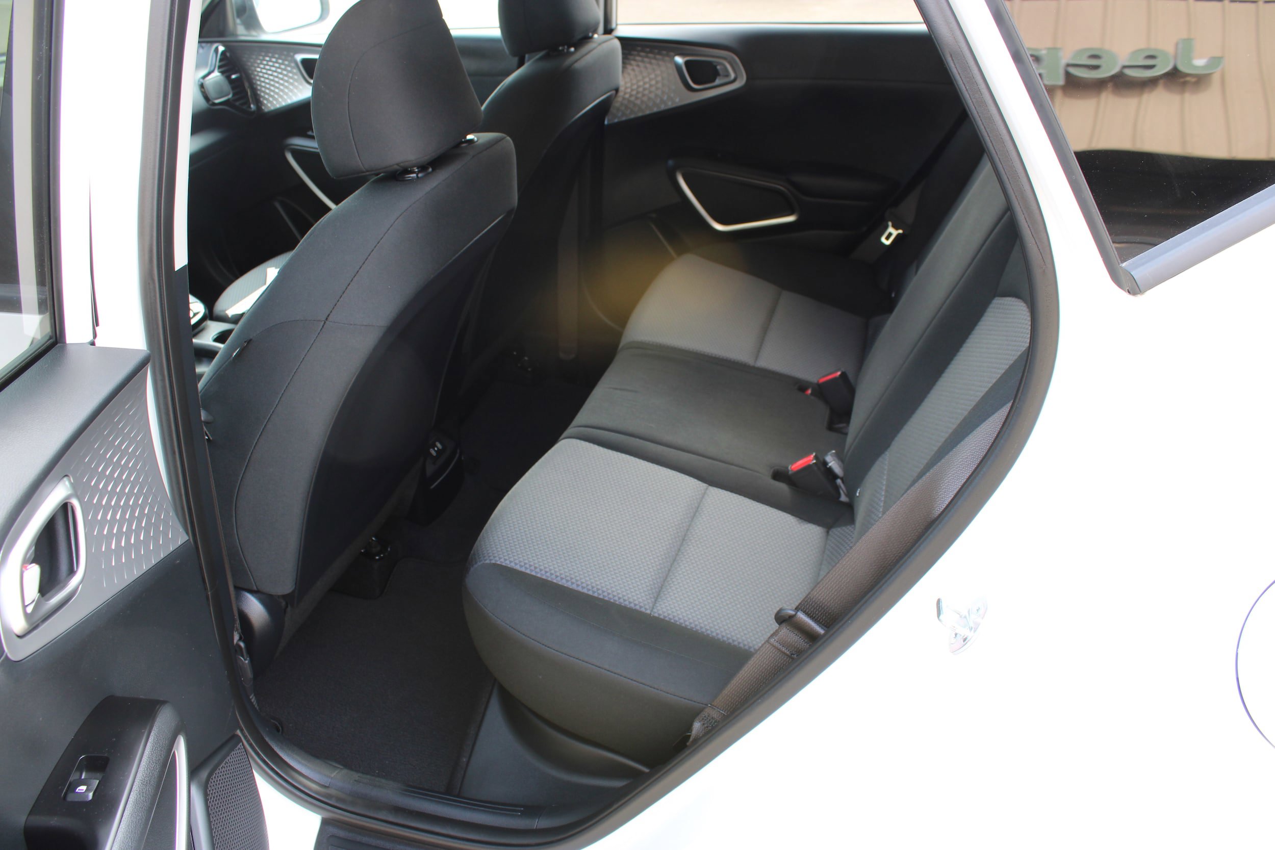Used 2023 Kia Soul S FWD image 16