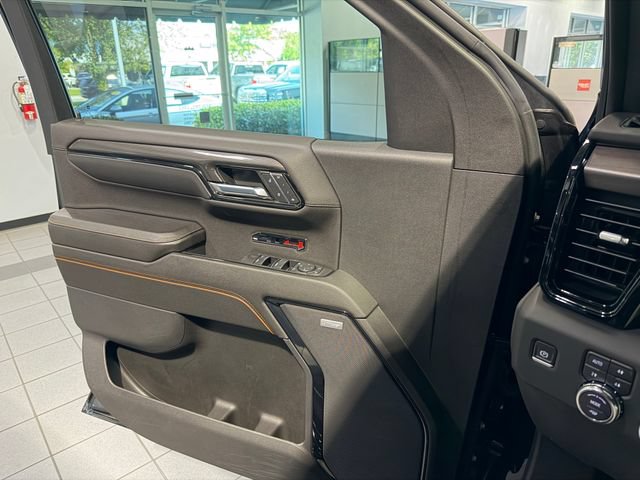 Used 2024 GMC Sierra 1500 AT4 w/ AT4 Premium Package AWD/4WD image 28