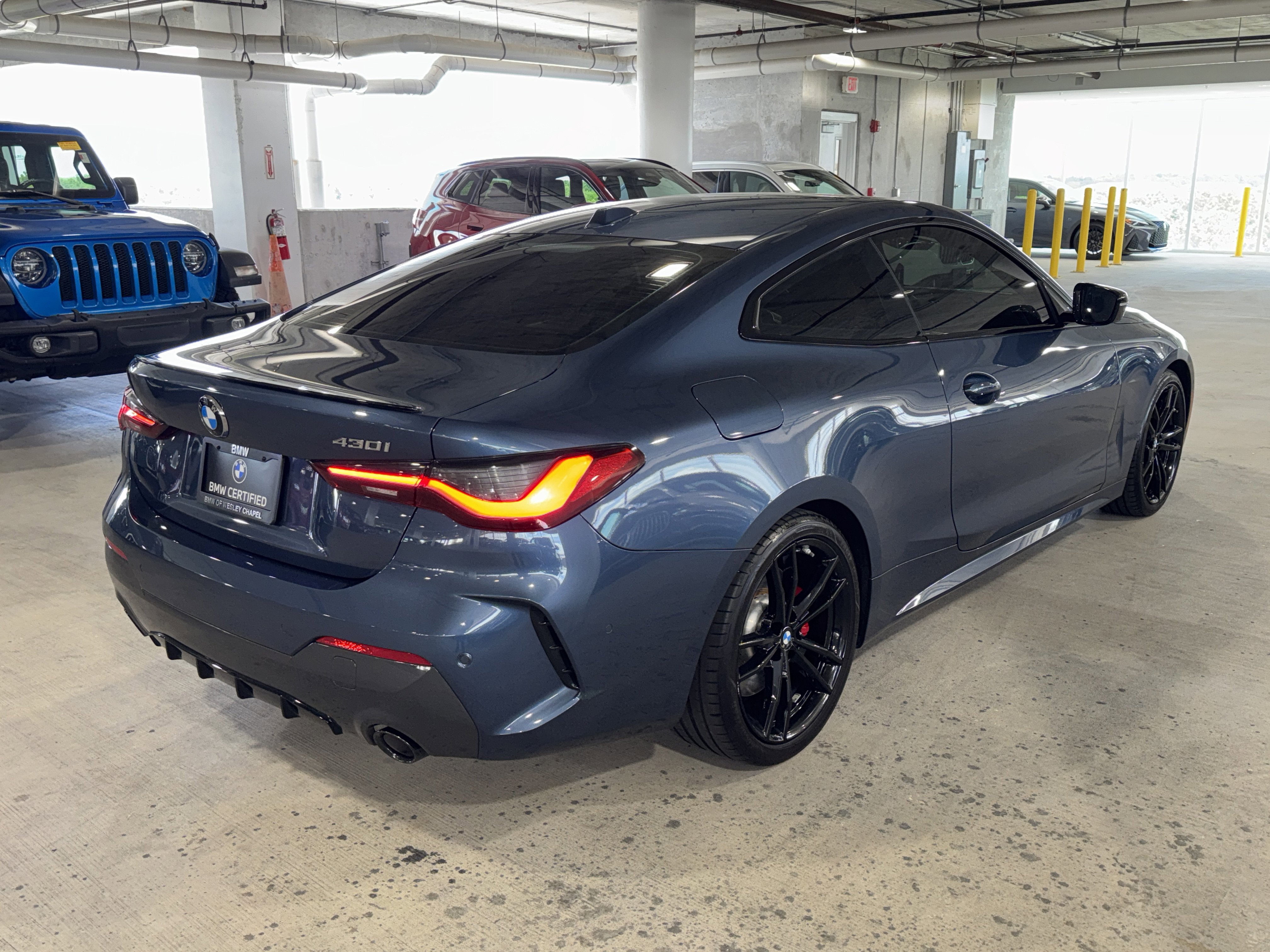 Used 2024 BMW 430i Coupe w/ M Sport Package RWD image 14