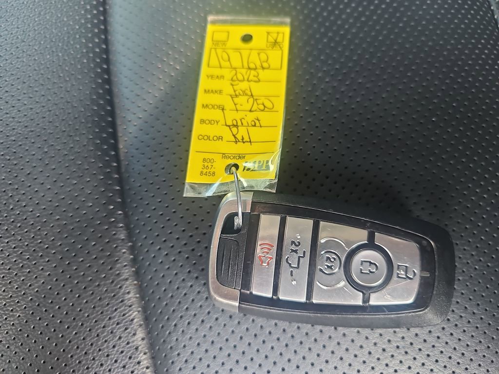 Used 2023 Ford F250 Lariat w/ Lariat Ultimate Package AWD/4WD image 30