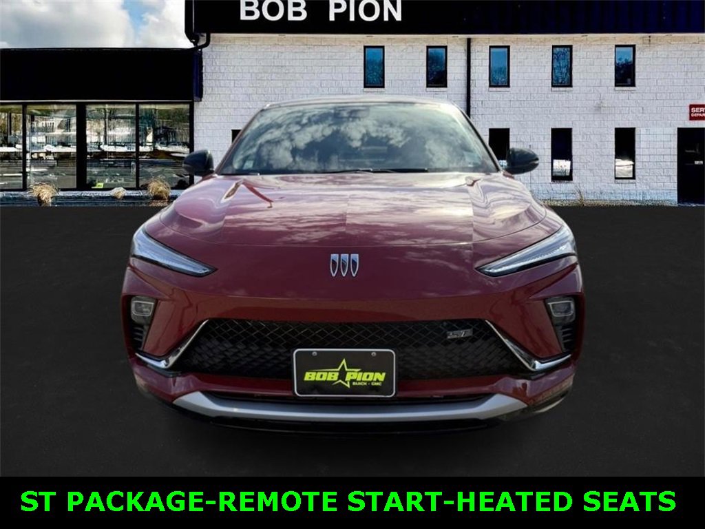 New 2026 Buick Envista Sport Touring image 2