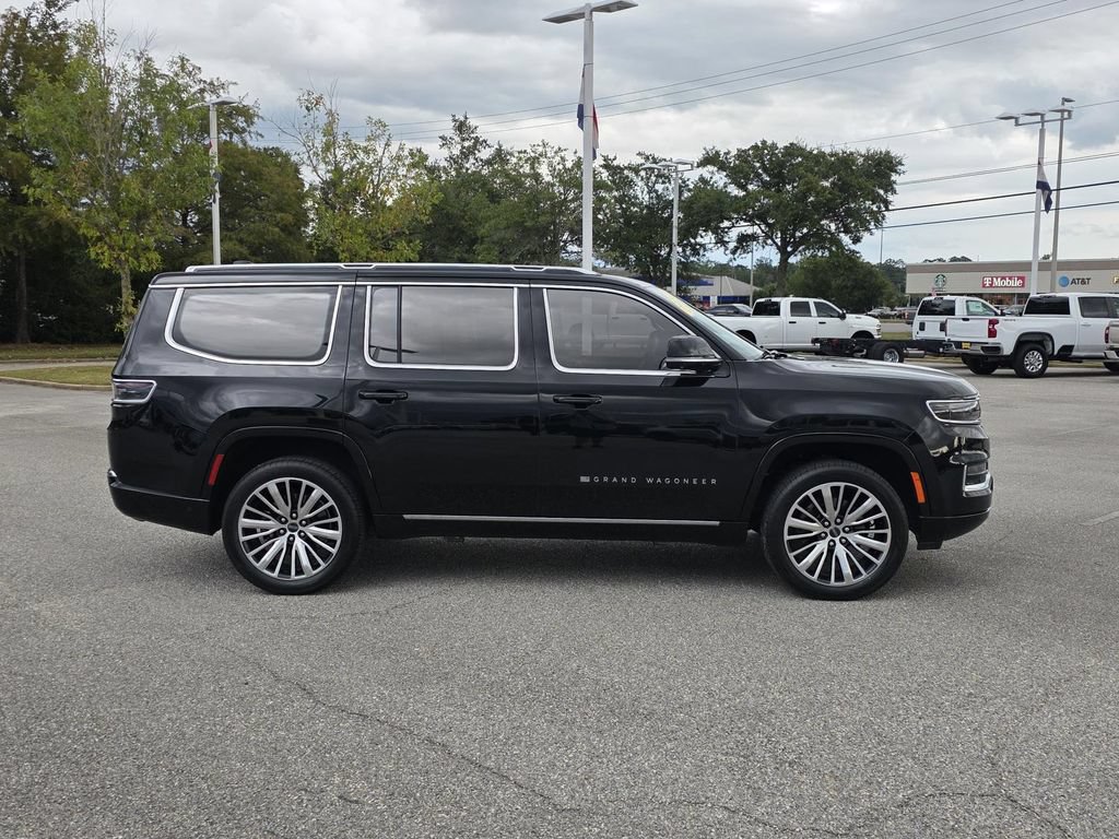 Used 2024 Jeep Grand Wagoneer Series III w/ Flexible Seating Group AWD/4WD image 61