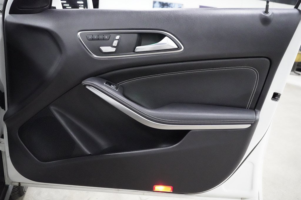 Used 2019 Mercedes-Benz GLA 250 w/ Convenience Package image 29