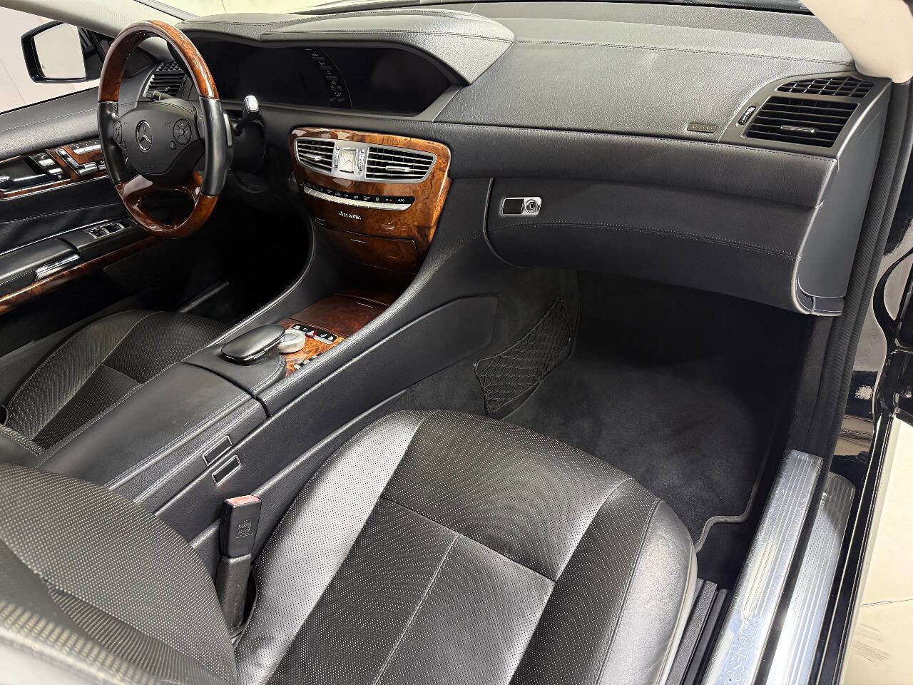 Used 2013 Mercedes-Benz CL 550 4MATIC w/ Sport Pkg image 18