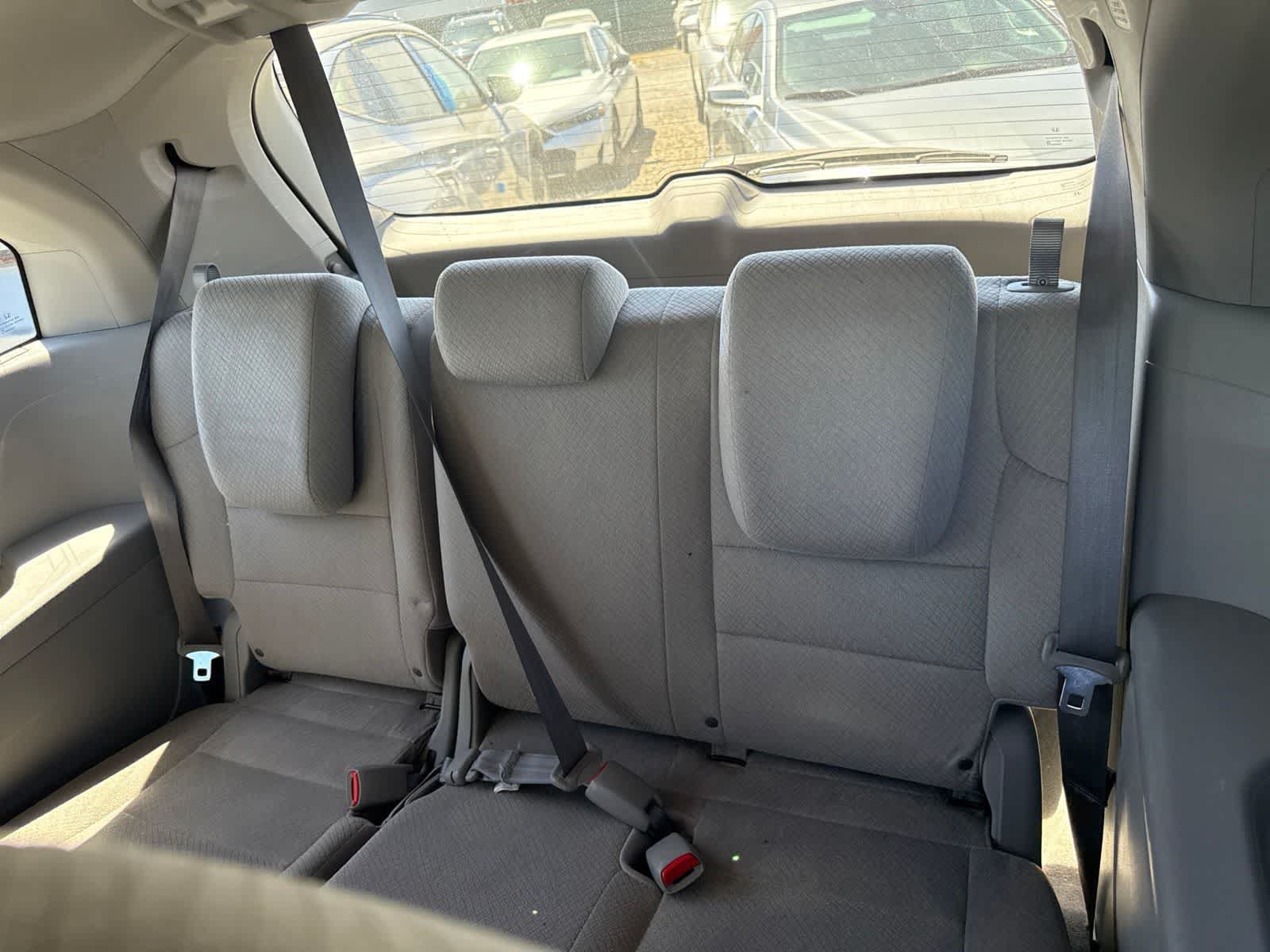 Used 2014 Honda Odyssey EX image 16