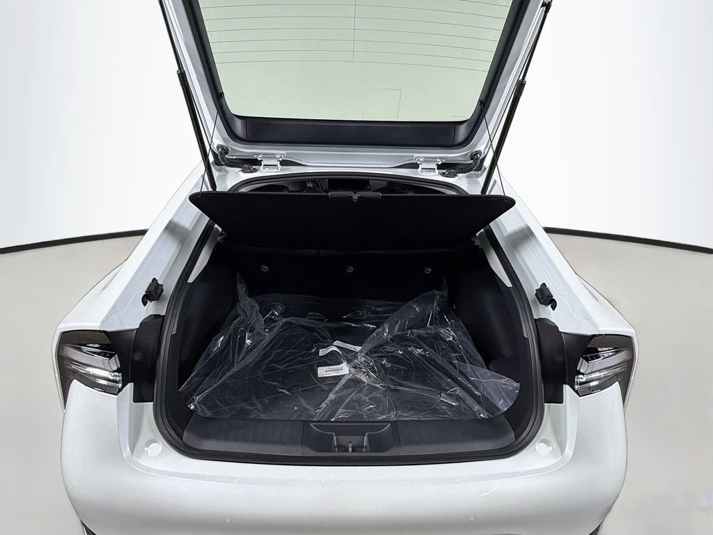 New 2027 Toyota Prius Plug-In Hybrid FWD image 21
