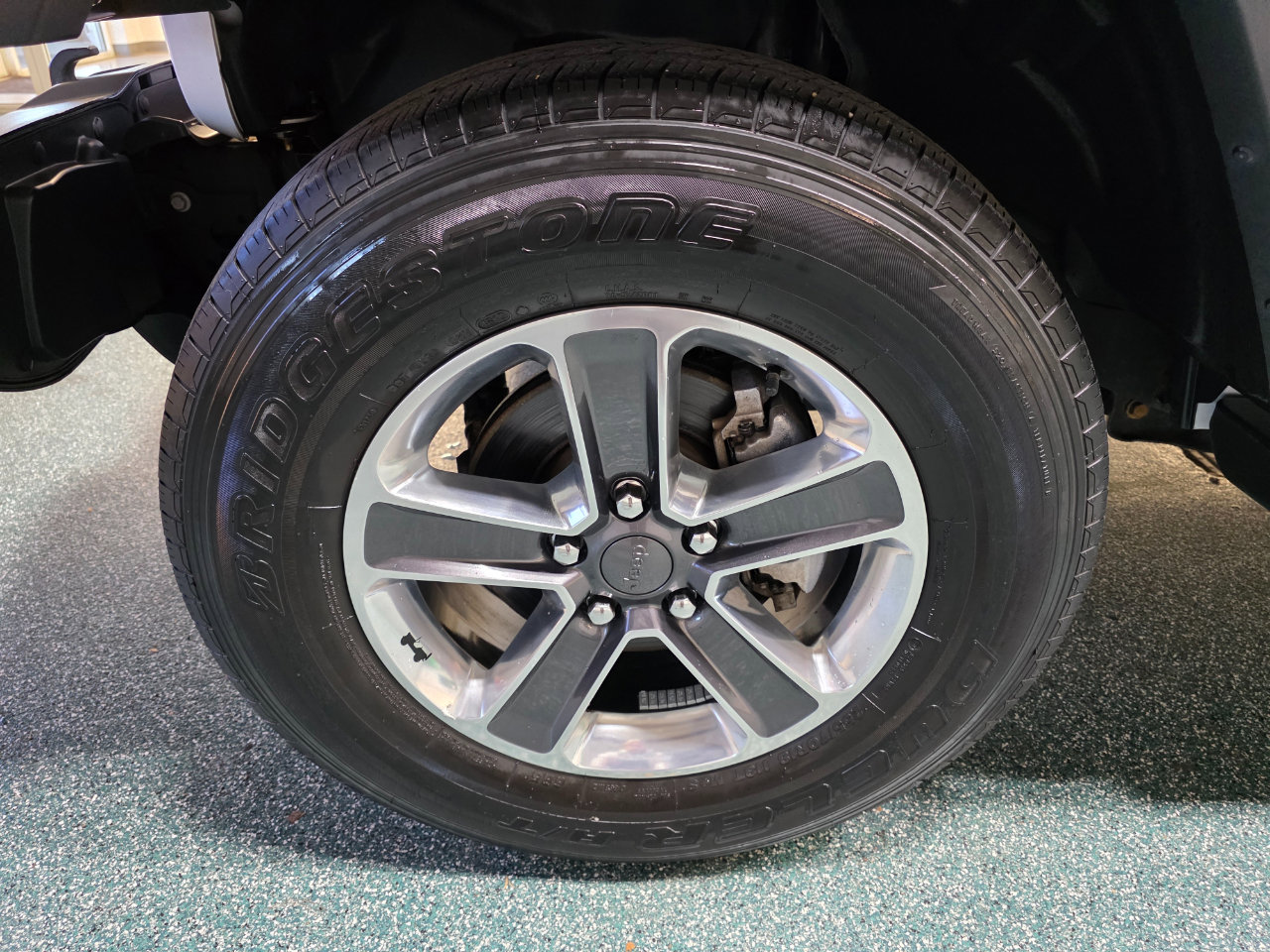 Used 2020 Jeep Wrangler Unlimited Sahara w/ Uconnect 4C Nav & Sound Group image 12