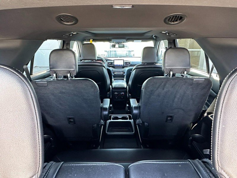 Used 2020 Ford Explorer Limited RWD image 17