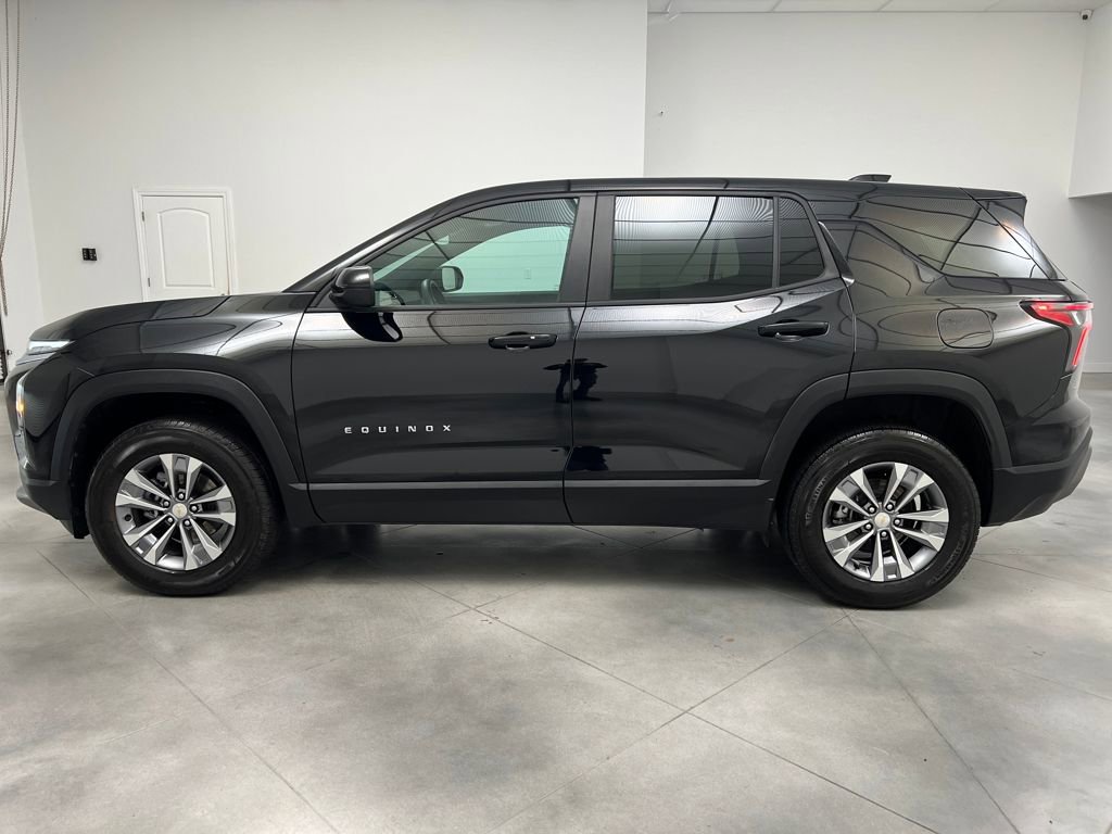 Used 2025 Chevrolet Equinox LT image 4