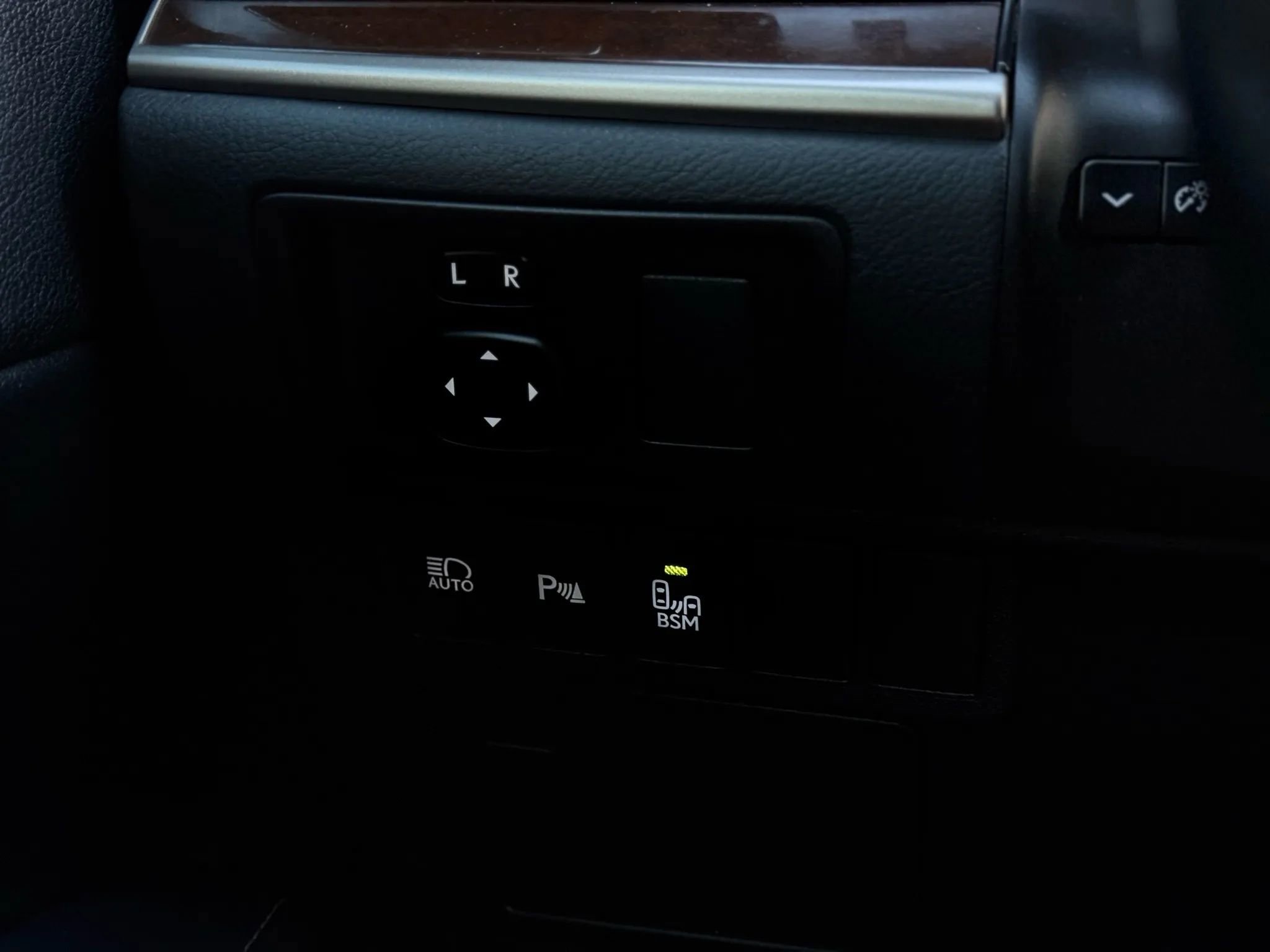 Used 2018 Lexus ES 350 w/ Premier Package image 36