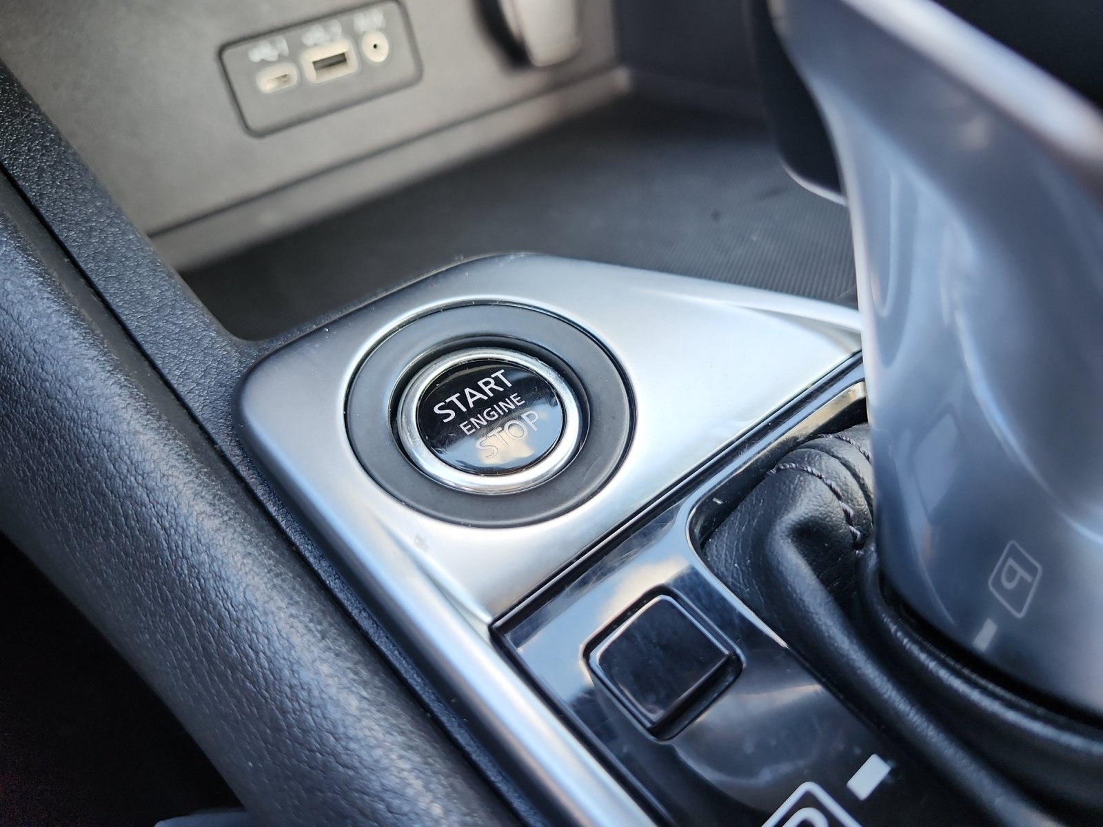 Used 2021 Nissan Sentra SV FWD image 19