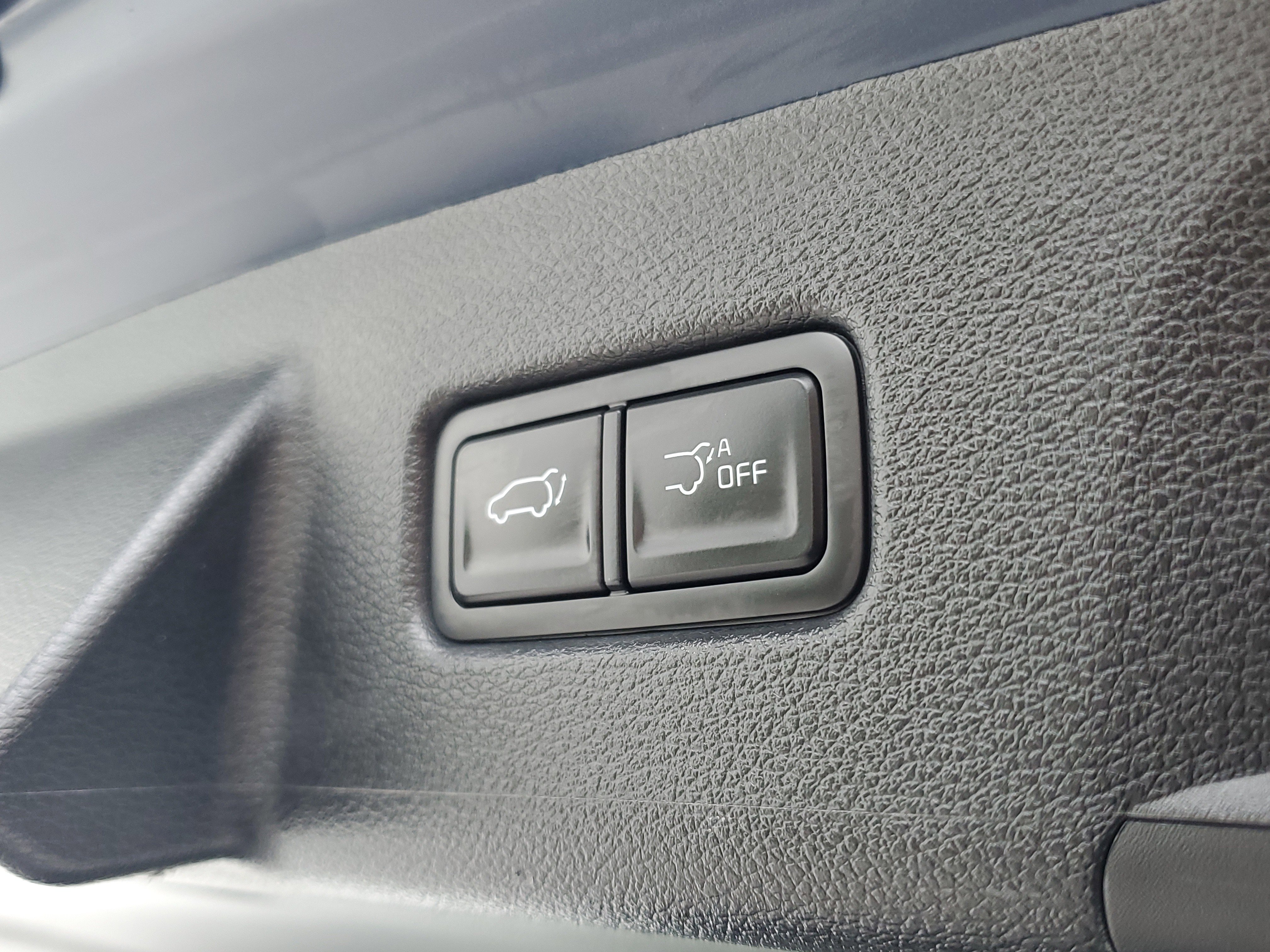 Used 2024 Kia Telluride SX Prestige w/ Towing Package image 11