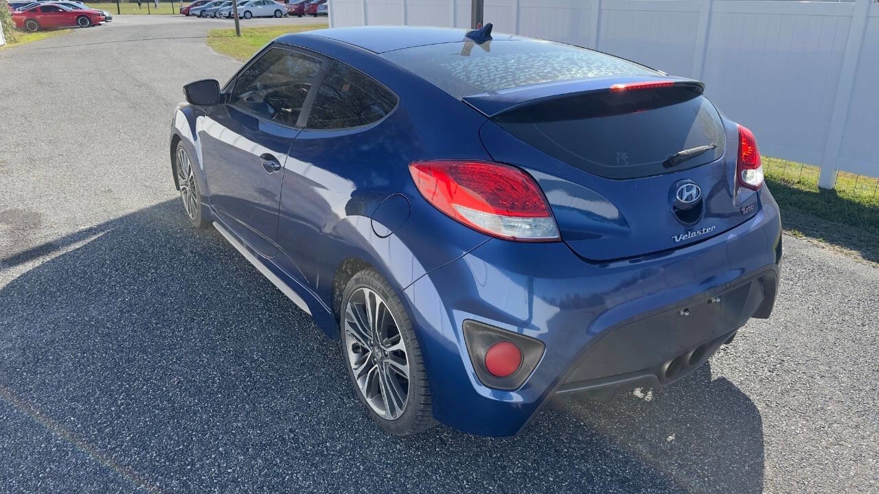 Used 2017 Hyundai Veloster Turbo image 8