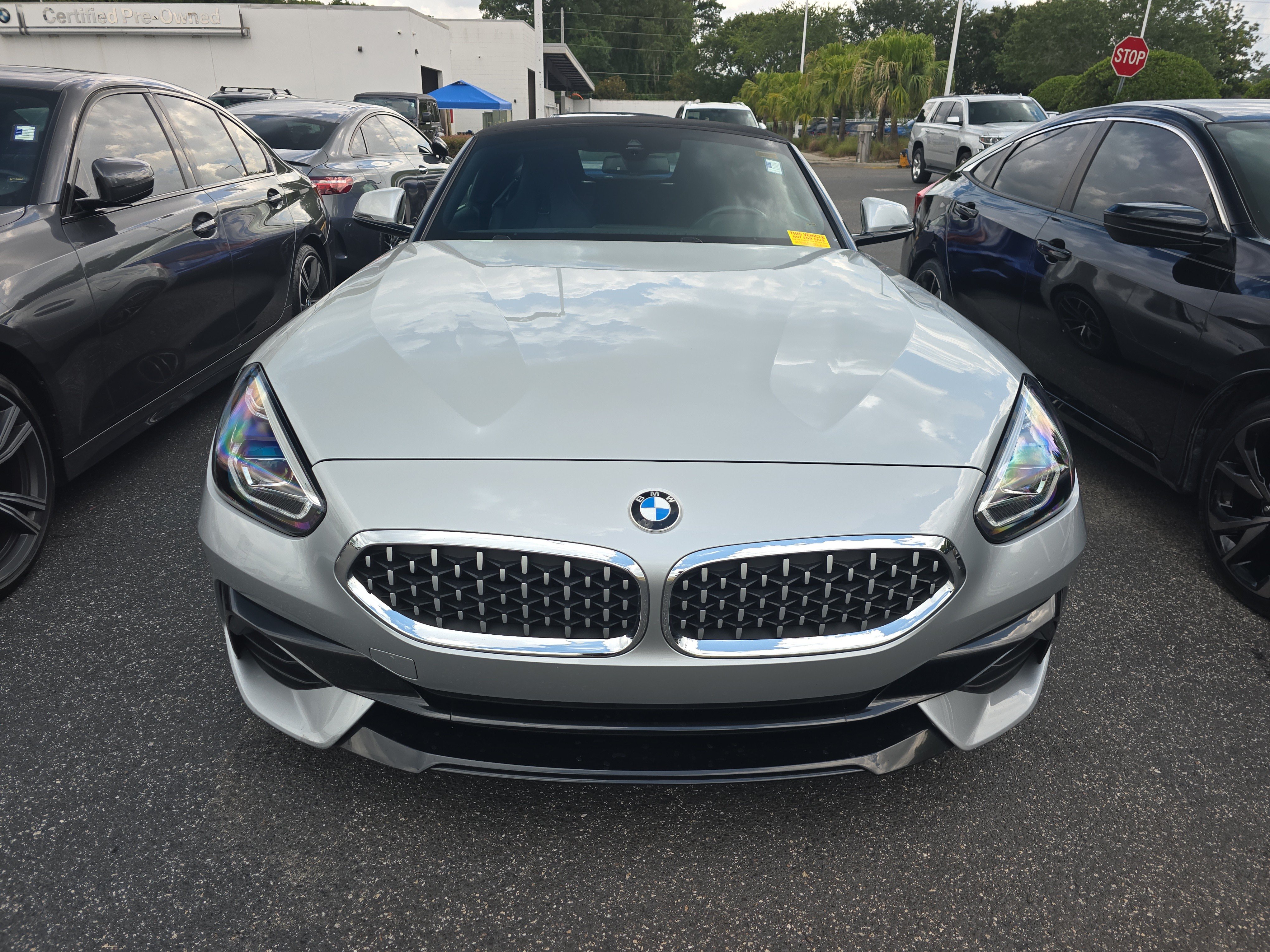 Used 2022 BMW Z4 sDrive30i RWD image 2