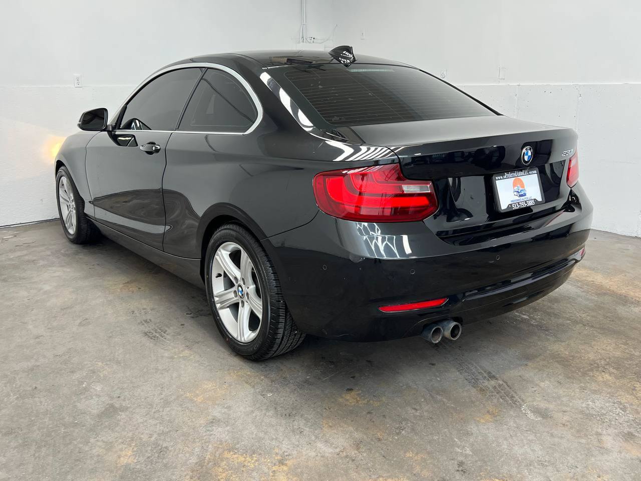 Used 2017 BMW 230i Coupe RWD image 6