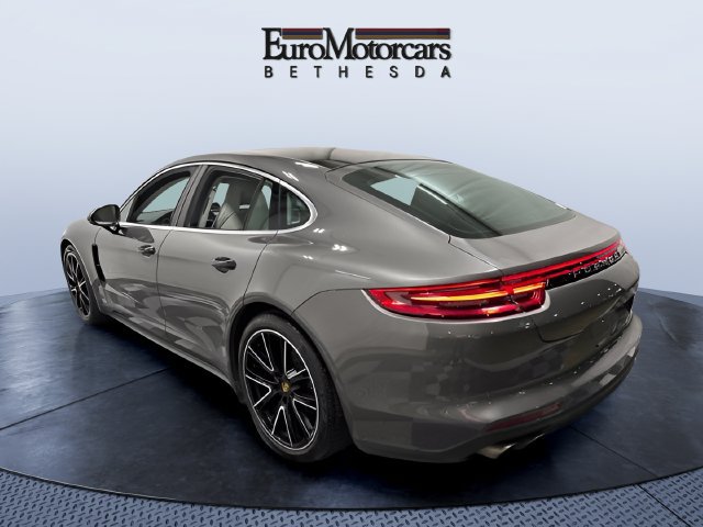 Used 2018 Porsche Panamera 4S AWD/4WD image 3