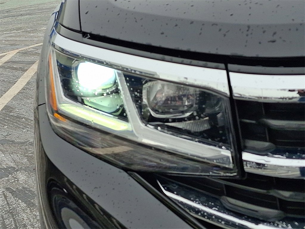 Used 2022 Volkswagen Atlas SE image 12