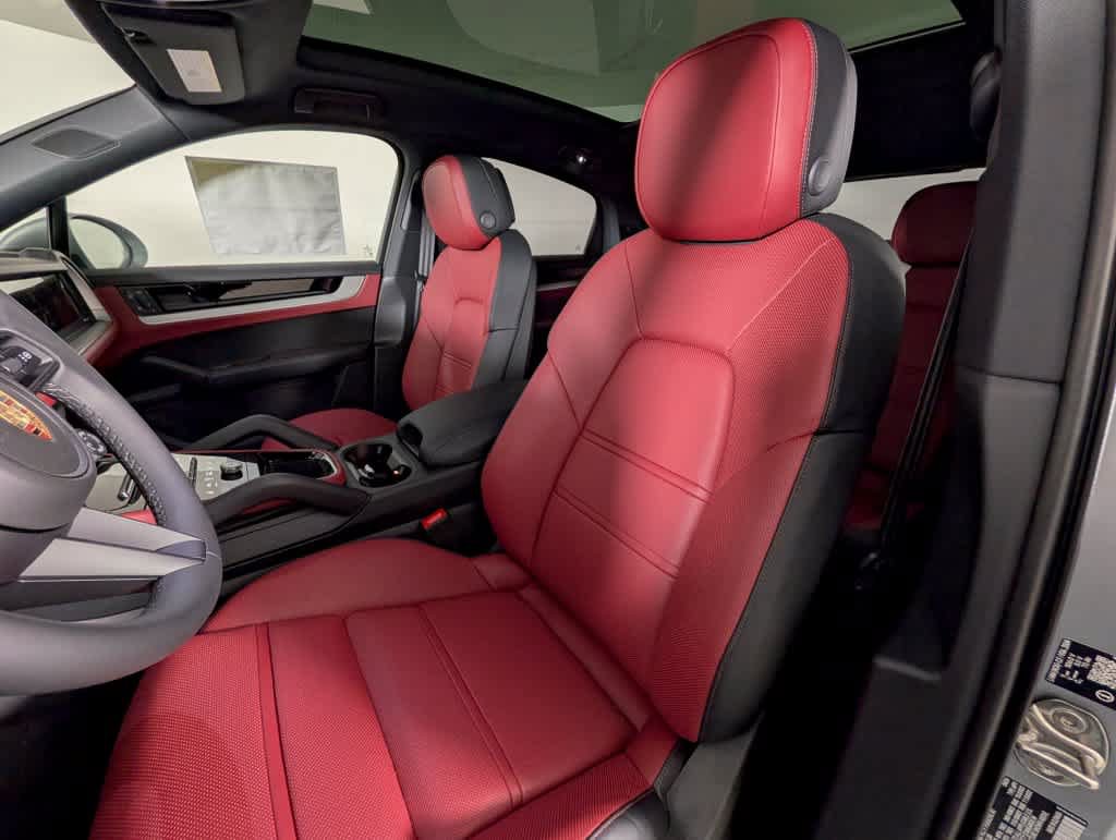New 2026 Porsche Cayenne S AWD/4WD image 5