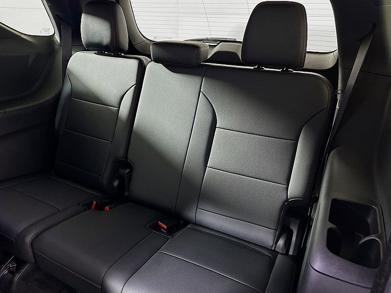 Used 2024 Chevrolet Traverse Z71 w/ Enhanced Driving Package image 25