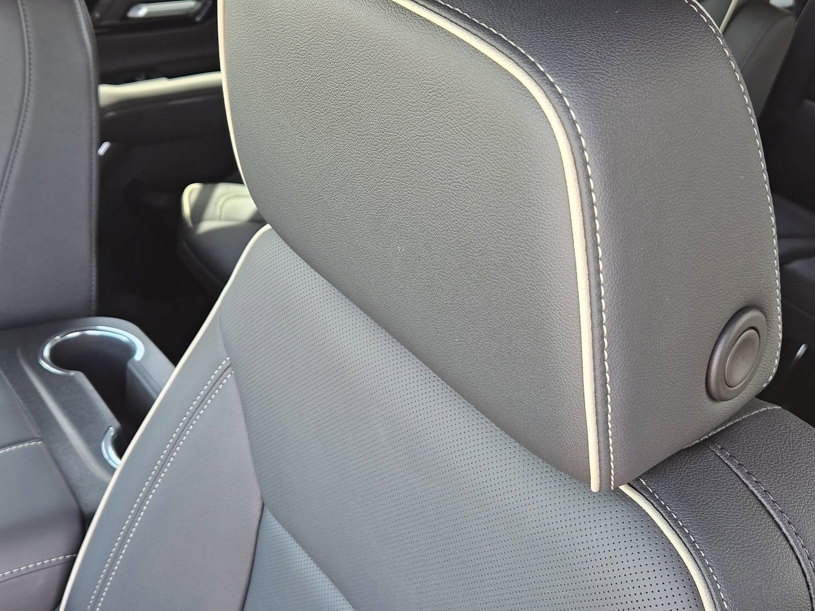 New 2026 Chevrolet Tahoe Premier image 25