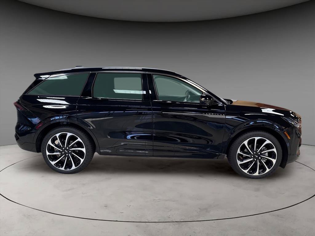 New 2025 Lincoln Nautilus Black Label AWD/4WD image 3