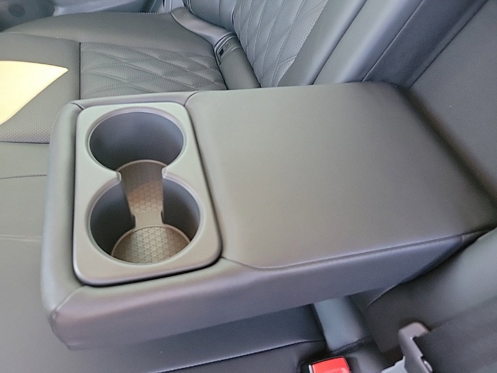 New 2026 Nissan Rogue Platinum image 38