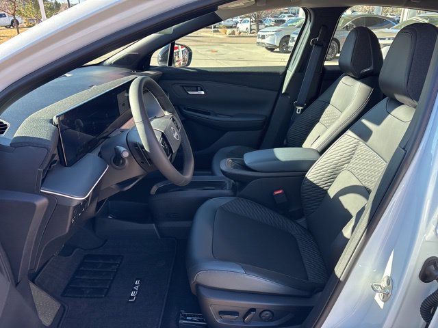 New 2026 Nissan Leaf Platinum+ w/ Cargo Package (Platinum+) FWD image 7