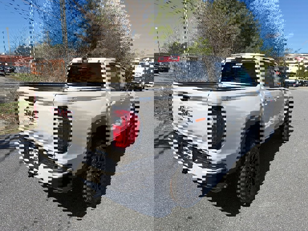 New 2026 GMC Canyon Elevation w/ Convenience Package image 5