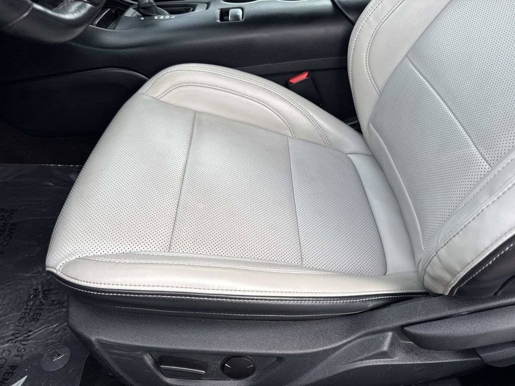 Used 2024 Ford Mustang Premium RWD image 18
