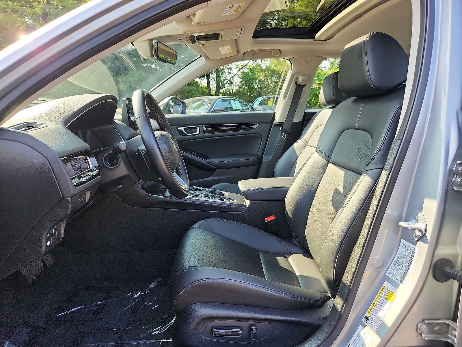 Certified 2023 Honda Civic Touring image 13
