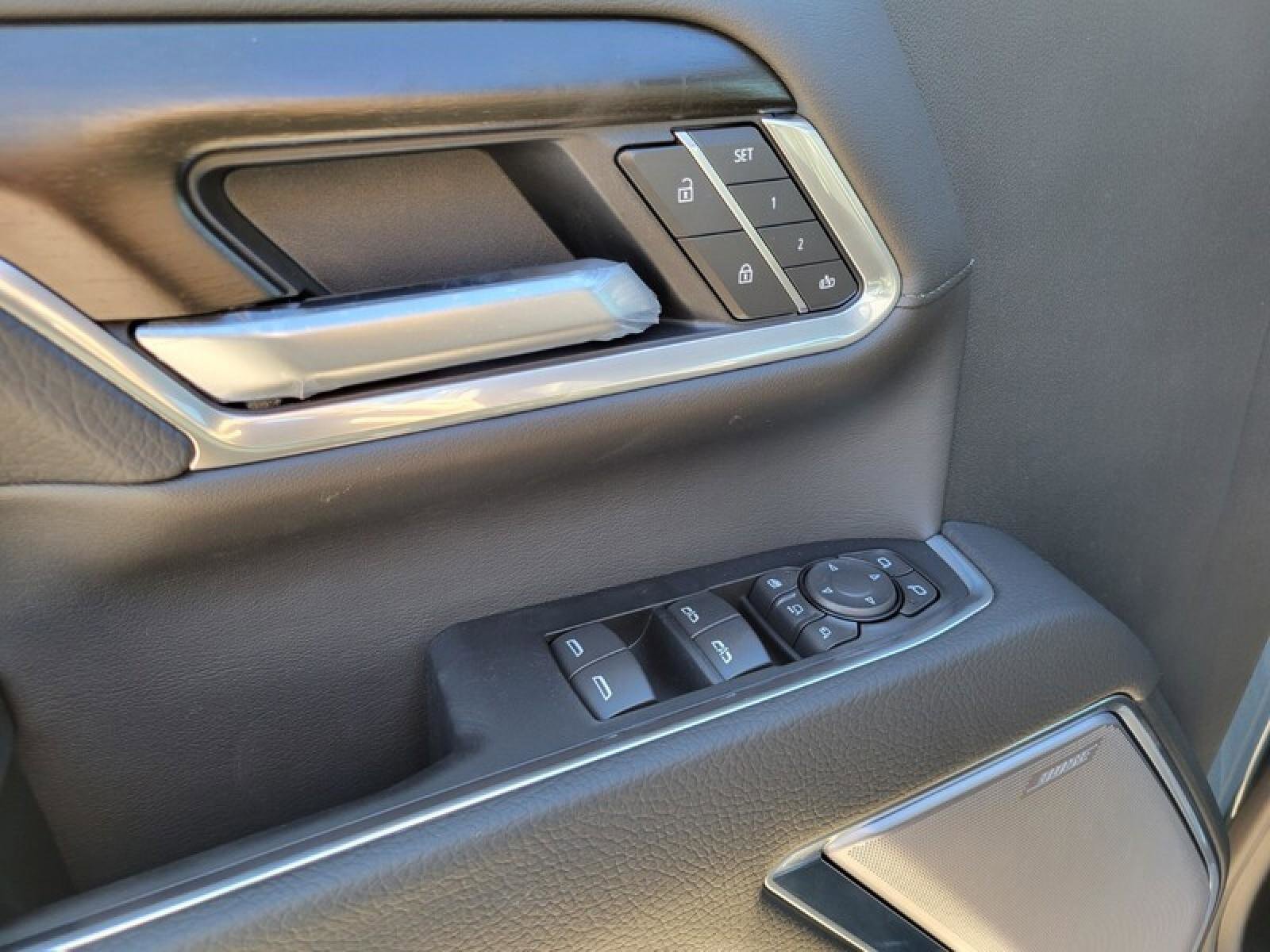 New 2026 GMC Sierra 2500 Denali w/ Denali Reserve Package image 12