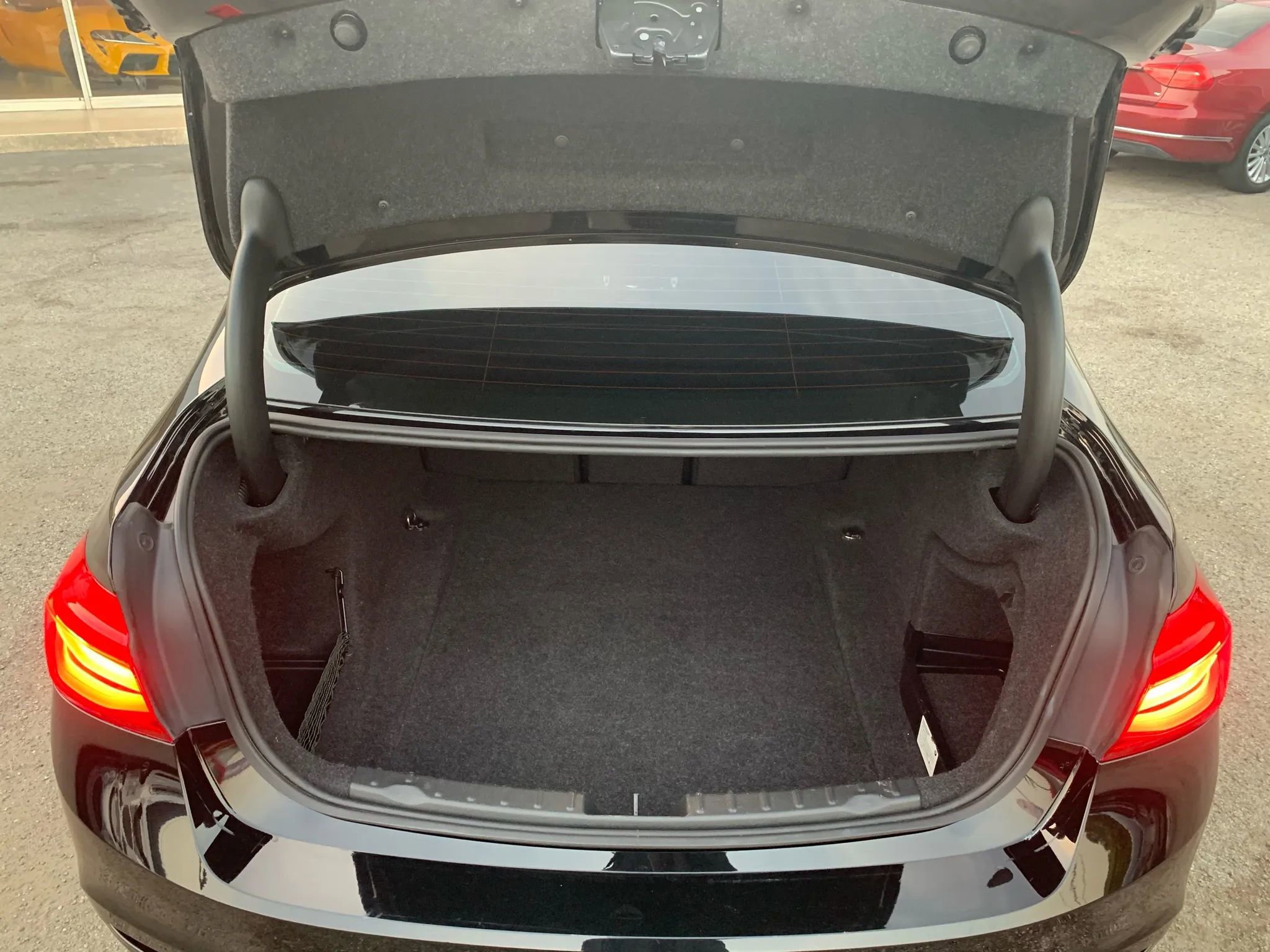 Used 2018 BMW 330i 330i Sedan 4D image 30